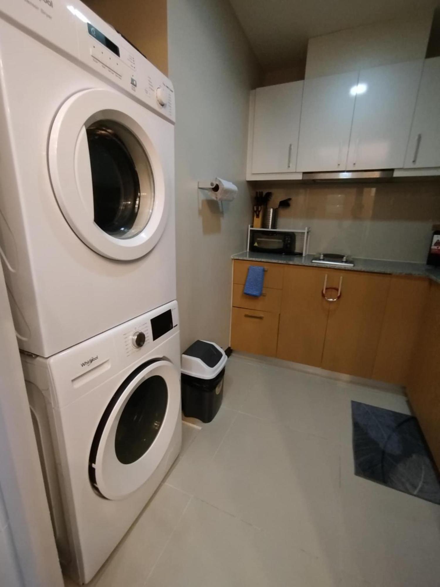 Cozy 1Br Uptown Parksuites Tower1 Bgc Manila Exterior foto